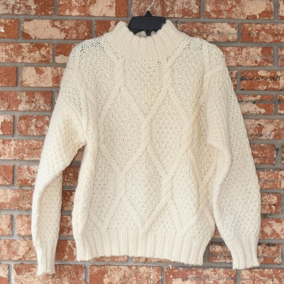 Hathaway Other - HATHAWAY Wool Sweater